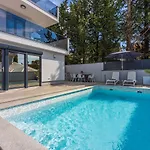 500 Meter Zum Sandstrand Mit Pool * Crikvenica
