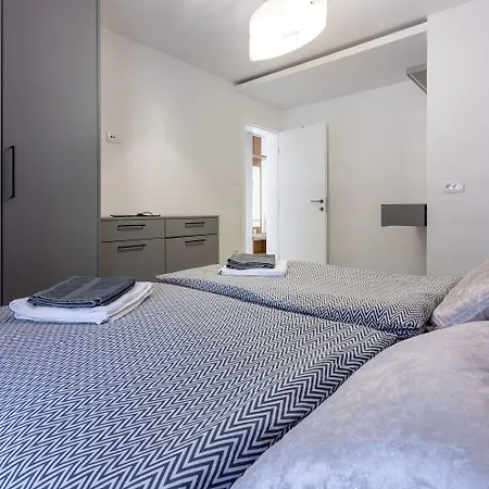 Apartment 500 Meter Zum Sandstrand Mit Pool