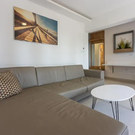 Apartment 500 Meter Zum Sandstrand Mit Pool