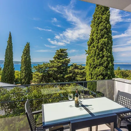500 Meter Zum Sandstrand Mit Pool * Crikvenica